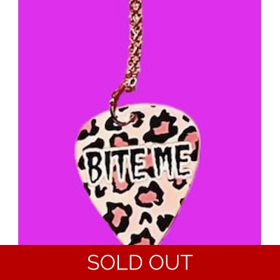 BITE ME NECKLACE - 1